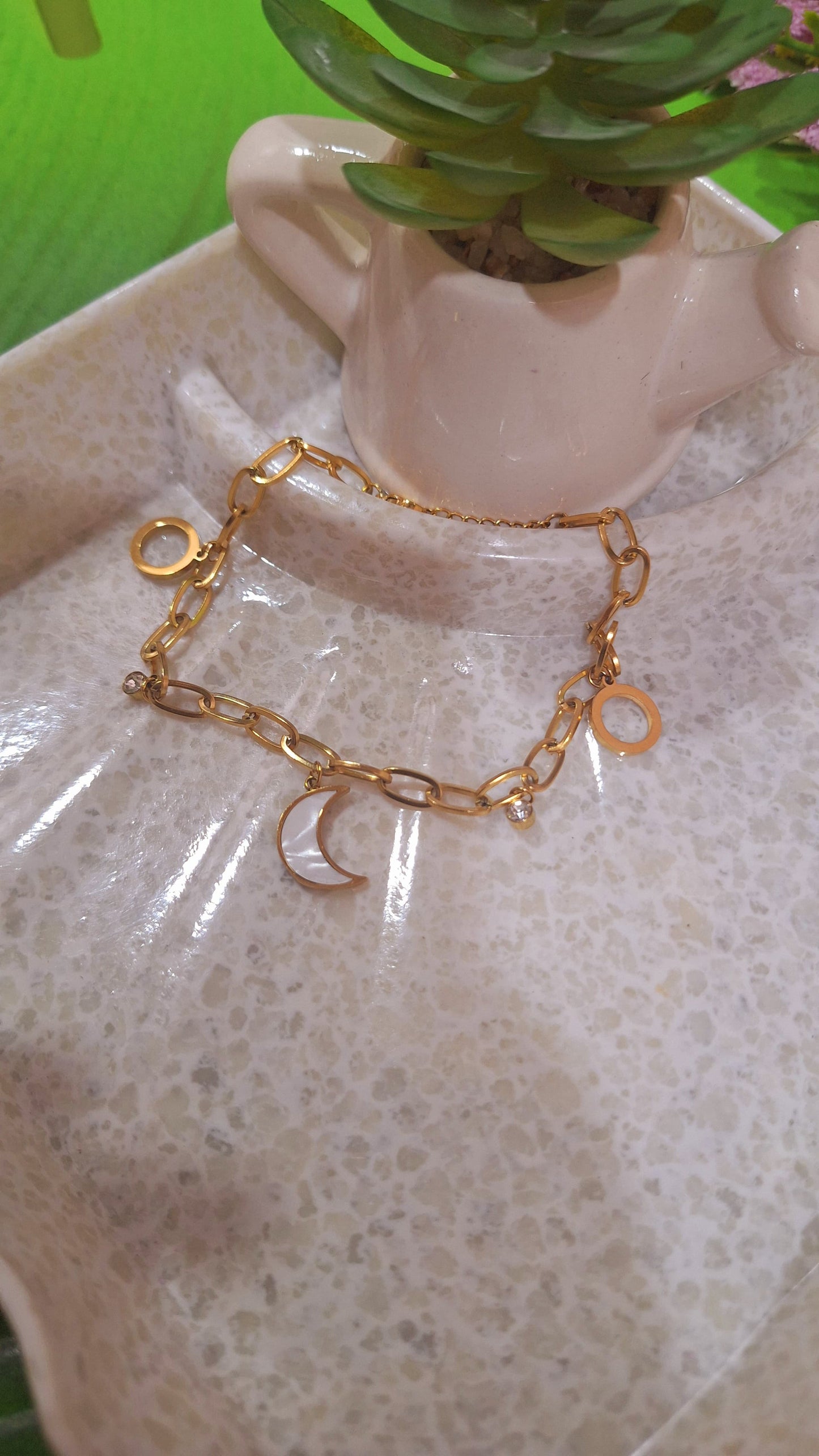 Charm bracelet