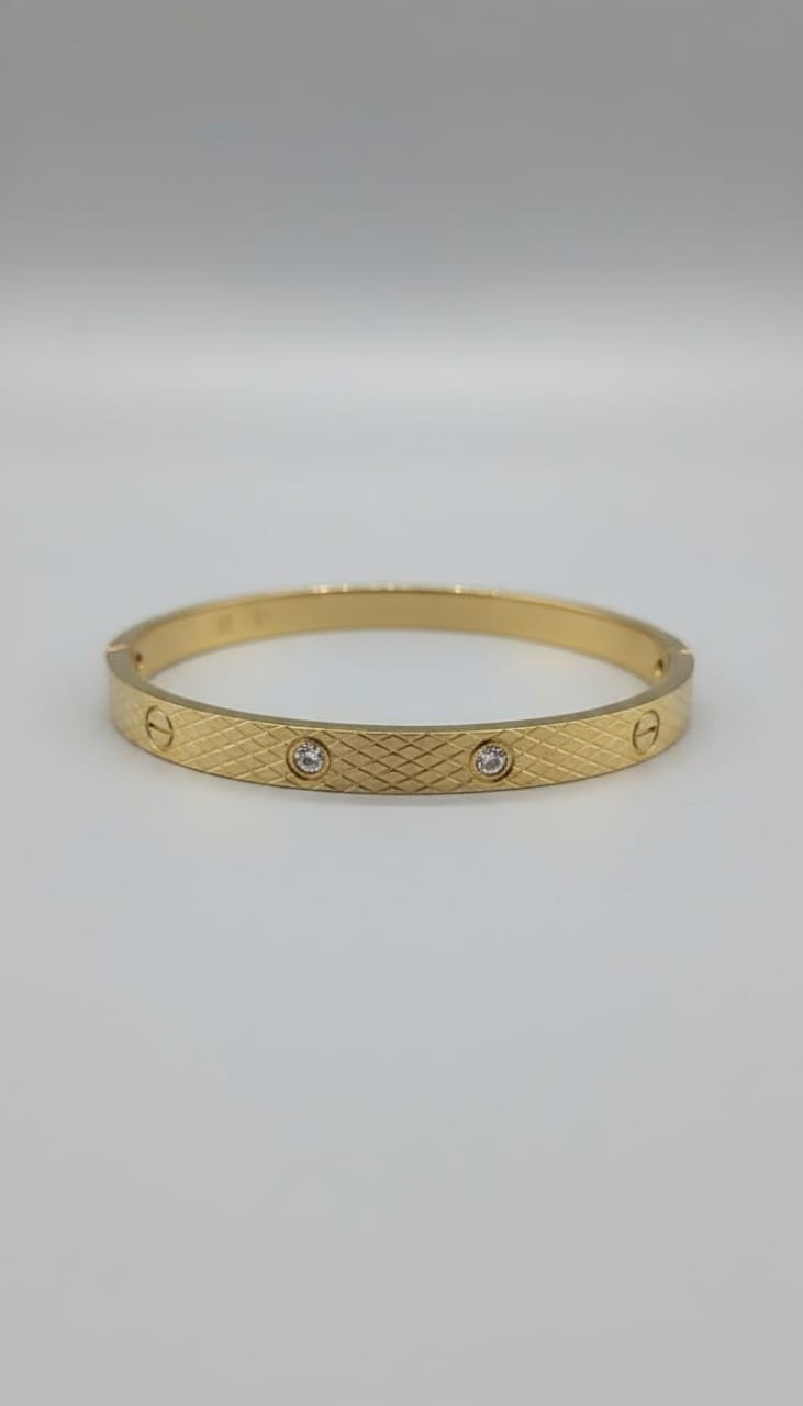 Classic Textured Diamond-Stud Bangle